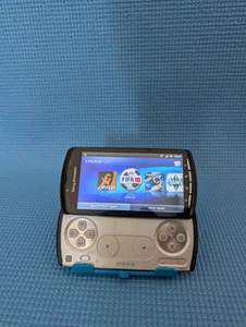Sony Ericsson Xperia PLAY Smartphone R800i - Black - Bild 1 von 5