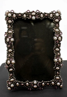 Marco de fotos de perlas rojas moradas y piedras de cristal 4" X 6" Foto 1 de 4