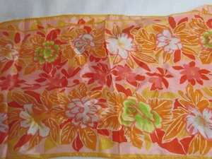 VINTAGE Oscar De La Renta für Zubehör Straße Seidenschal - orange Blumenmuster - Bild 1 von 5