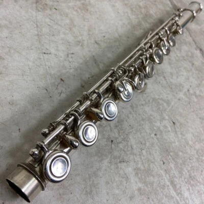 YAMAHA Flute YFL-614 Professional Model Fast Free Shipping from Japan with box - Image 1 of 4