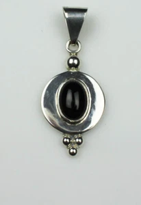 Joaquin Castaneda Mexican Black Onyx Oval Beaded Pendant - Picture 1 of 3