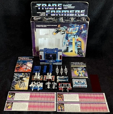G1 1984 PRE RUB SOUNDWAVE VINTAGE BOXED • COMPLETE • 6 CASSETTES • TRANSFORMERS - Image 1 of 4