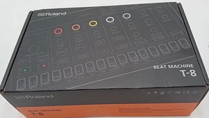 ROLAND T-8 Aira Compact Beat Portable Drum Machine Bass Synth - Bild 1 von 5