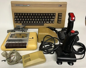 💾 Commodore 64 C64 Set – Funktionsfähig – Netzteil, Datasette, 2 Joysticks Maus - Bild 1 von 19