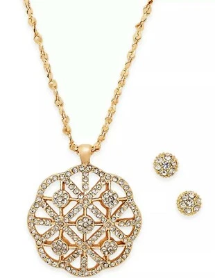 Juego de collar y aretes con pavé dorado Foto 1 de 3