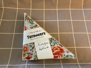 Moda NOSTALGIA turnover, 80 triangles by April Cornell. 2 available - Picture 1 of 1