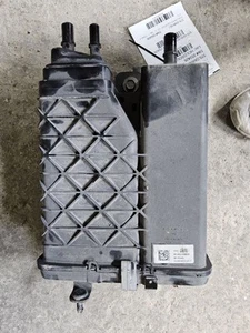 2019-2023 Chevrolet Silverado 1500 2.7L fuel vapor evap canister OEM 85107748 - Picture 1 of 12