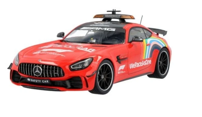 Minichamps Mercedes AMG GT R (C190) Formula 1 GP Tuscany 2020 1:18 Model Car - Image 1 of 1