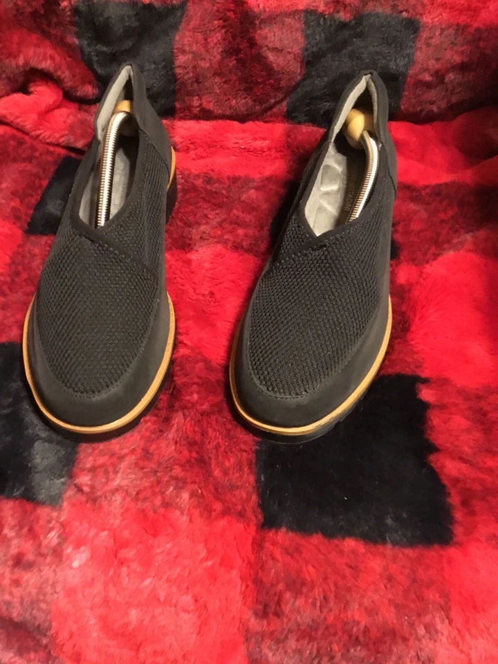 Rare Adrienne Vittadini Woman’s Slip On Comfortable ￼Loafers Sz 11 - Image 1 of 4