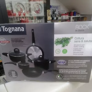 TOGNANA SET BATTERIA PZ. 8 DI PENTOLE E PADELLE GRANCUCI ROCK IN - Foto 1 di 8