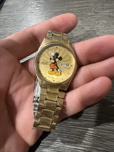 Seiko Mickey Mouse Men's Gold Tone Watch - Needs Battery - mid condition - Picture 1 of 4