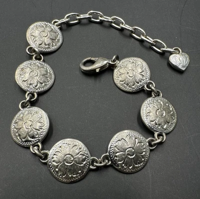 Pulsera Concho Floral Plateada Grabada Redonda Medallones Ajustable Foto 1 de 4