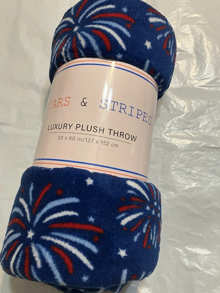 ЗВЕЗДЫ И ПОЛОСЫ РОСКОШЬ ПЛЮШЕВЫЙ БРОСИТЬ 50 X 60 ФЕЙЕРВЕРК - Изображение 1 из 1