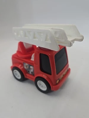 Retroceso de plástico, luz de batería, juguete genérico para camión de bomberos Foto 1 de 4