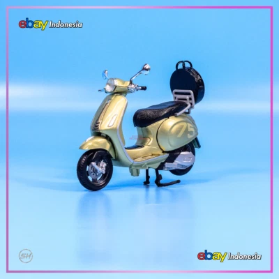 Maisto Fabbri Custom Vespa Primavera 75th Anniversary Diecast Motor Bike 1:18 - Image 1 of 4