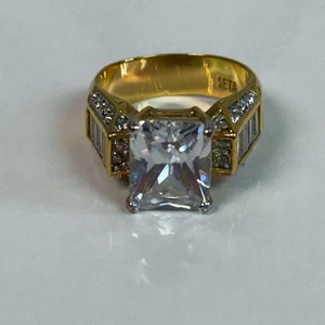 SETA Goldtone and Crystal Ring Size 7 - Picture 1 of 4