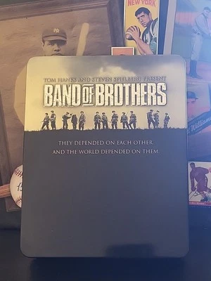Band of Brothers Blu-Ray диск 2008, 6 дисков набор оловянная коробка Хэнк, Спилберг 🔥 - Изображение 1 из 4