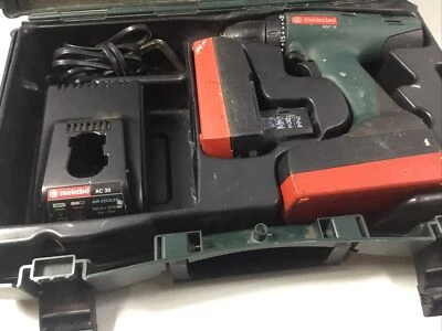 Metabo Cordless Drill BSZ 18  AC30 Charger 2 Batteries Hold Charge Case Works - Image 1 of 4