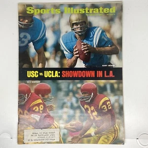 1967 November 20 Sports Illustrated Magazine Showdown In LA - Picture 1 of 12