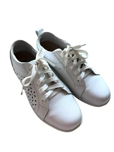 Planet Shoes White Leather Comfort Sneakers Lace Up Whirl Size 8 (Runs Small) - Picture 1 of 8