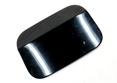 2004-2010 BMW 525i 528i 530i 535i 545i 550i M5 (E60) TAMPA DA PORTA DO TANQUE DE COMBUSTÍVEL (PRETO) - Imagem 1 de 4