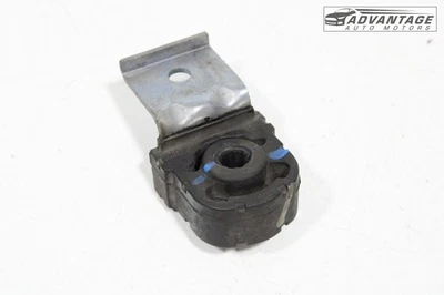 2021-25 KIA K5 1.6L FWD FRONT EXHAUST HANGER INSULATOR W/ BRACKET 28780L1000 OEM - Image 1 of 4