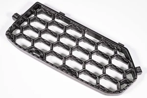GENUINE SCANIA Step Tread Plate 7 Series S R Cab fits LH and RH Upper 2226744 - Picture 1 of 3