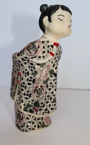 7" Vintage signierte fein geschnitzte farbige Harz orientalische Geisha Mädchen Figur - Bild 1 von 7