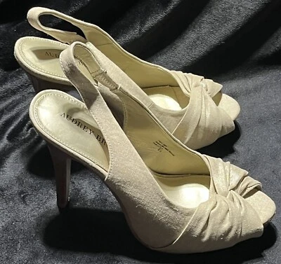 NEW Audrey Brooke Miranda Heeled Pumps Slingback Natural Gold PeepToe Womens 8.5 - Image 1 of 4