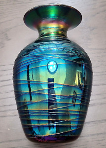Art Glass Durand ? Vase Electrifying Blue Iridescent Applied Swirl Thread