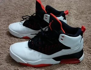 Nike Air Jordan Maxin 200- White/Black/Orange- Men's Size 12 - Picture 1 of 6