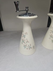 Lenox Fine China Wyndcrest Salt & Pepper Mill Set Excellent Condition A-500 - Picture 1 of 9