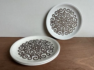 3 X Vintage Bilton’s Celtic Rose 9” Starter Dinner Plates. With Rimmed Edge - Picture 1 of 8