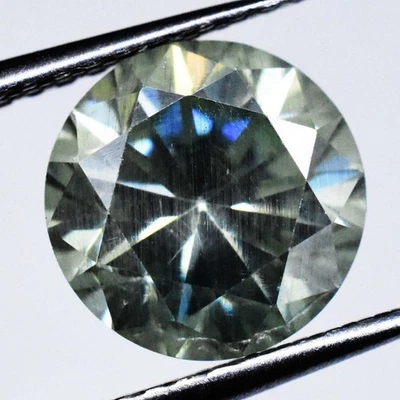 1.70 Ct Cyan Green Vivid 7 MM Round Moissanite Top Quality Loose Gemstone - Image 1 of 4