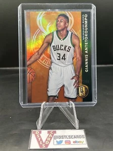 15/16 Panini Gold Standard - GIANNIS ANTETOKOUNMPO /299 #70 Milwaukee Bucks - Foto 1 di 3