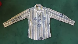 Zero Tolerance Women's Long Sleeve Button Down Shirt, Small! - Picture 1 of 9