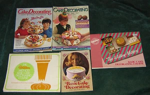 WILTON CAKE DECORATING BOOKS  - SOFT COVERS - 1970'S & 80'S - Picture 1 of 10