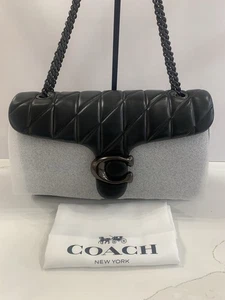 Coach Schultertasche Tabby 33 gestepptes Nappaleder schwarz mit schwarzen Beschlägen - Bild 1 von 7