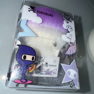 Tokidoki Sephora RARO EDICIÓN LIMITADA KABUKI Face Body Powder Cepillo ¡NUEVO EN CAJA! Foto 1 de 4