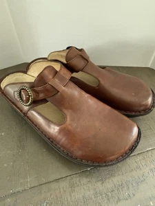 Alegria by Pg Lite braune Leder Crocs Style Slipper Sandale 41 (10 US) - Bild 1 von 6