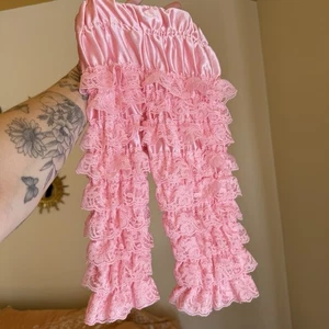 Baby Girls Size Small Light Pink Lace Ruffle Legging/ Pants Stretchy Material - Picture 1 of 6