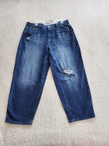 Women's Barrel Denim Distressed jeans NWT, size 8, 16, 18 - Picture 1 of 7
