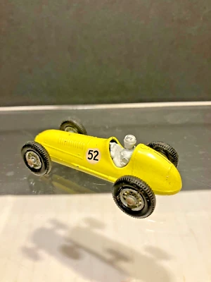 LESNEY MATCHBOX 1958 MASERATI 4 CLT #52 RACER - Image 1 of 4