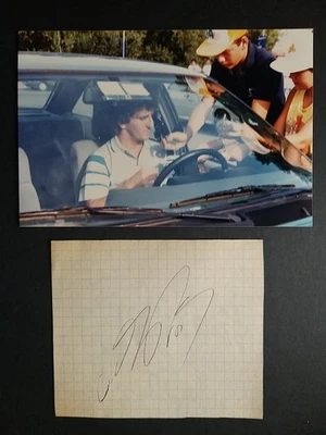 Formula 1 - Autografo Alain Prost su bigliettino. - Immagine 1 di 2