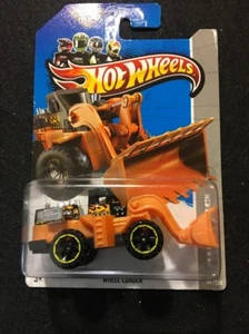 HOT WHEELS HWY CITY WHEEL LOADER #X1876 ORANGE 1/64 DIE CAST - Picture 1 of 2