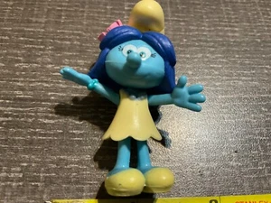 VERY VERY RARE 2016 Jakks Smurfs Movie Blossom Smurf Smurfette Figure Movable - Picture 1 of 5