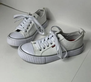 Levis Shoes Kids 1 White Canvas Casual Comfort Low Top Everyday Lace Up - Picture 1 of 10