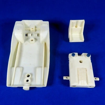 Lote de piezas Mego Micronauts 1977 Hydra: chasis, asiento piloto, proyección de misiles Foto 1 de 4