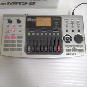 ZOOM MRS-8 Multi Trak Recording Studio Silver jp - Picture 1 of 6