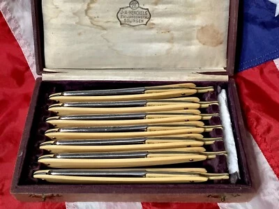 J A Henckels 7 Day Razor Set w/ Perfect Synthetic Handles in Orig box - Image 1 of 4